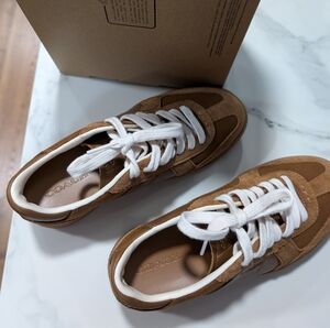 Coach  Ellis Sneakers Brown Women's Size 6